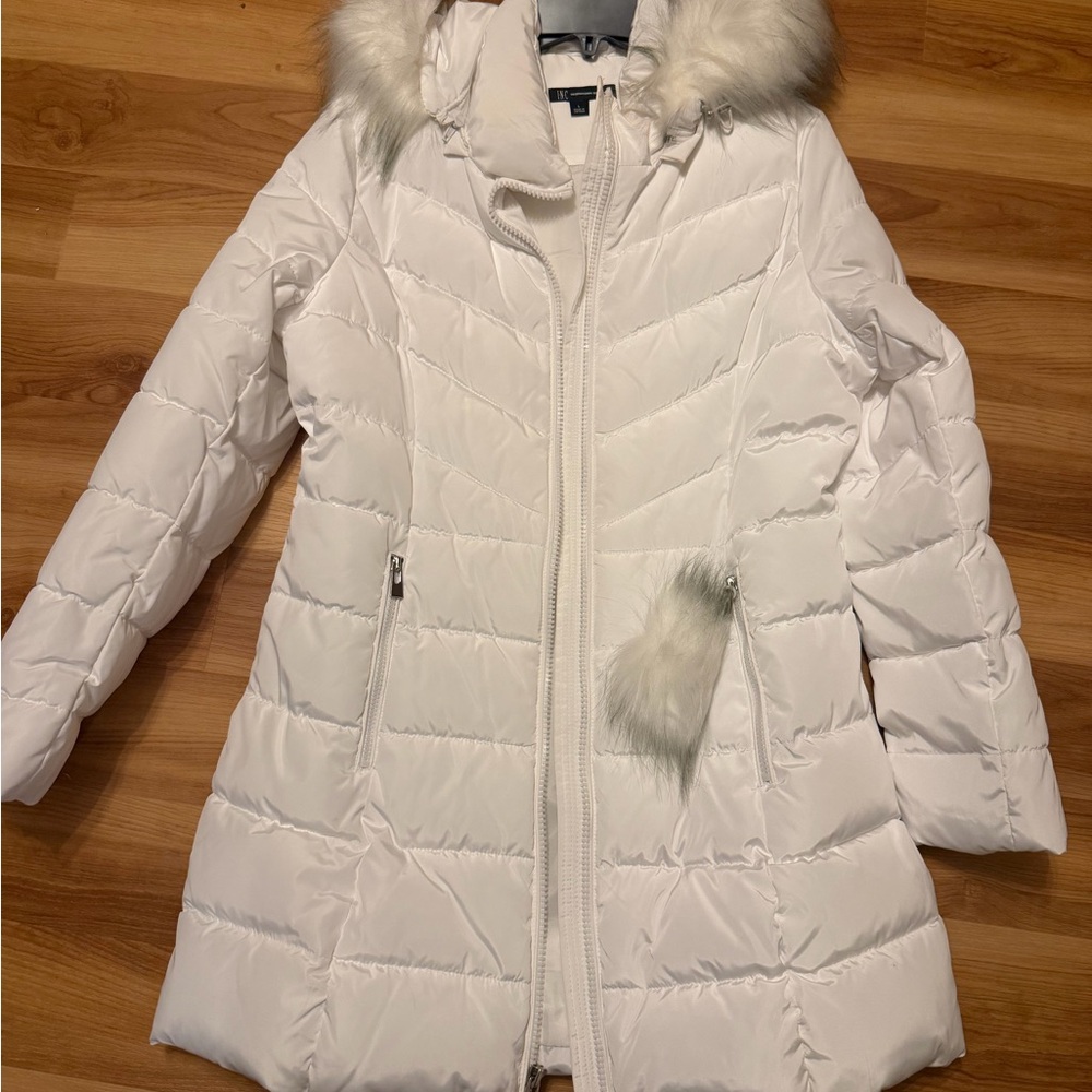 INC International Concepts White Puffer Jacket with Faux Fur